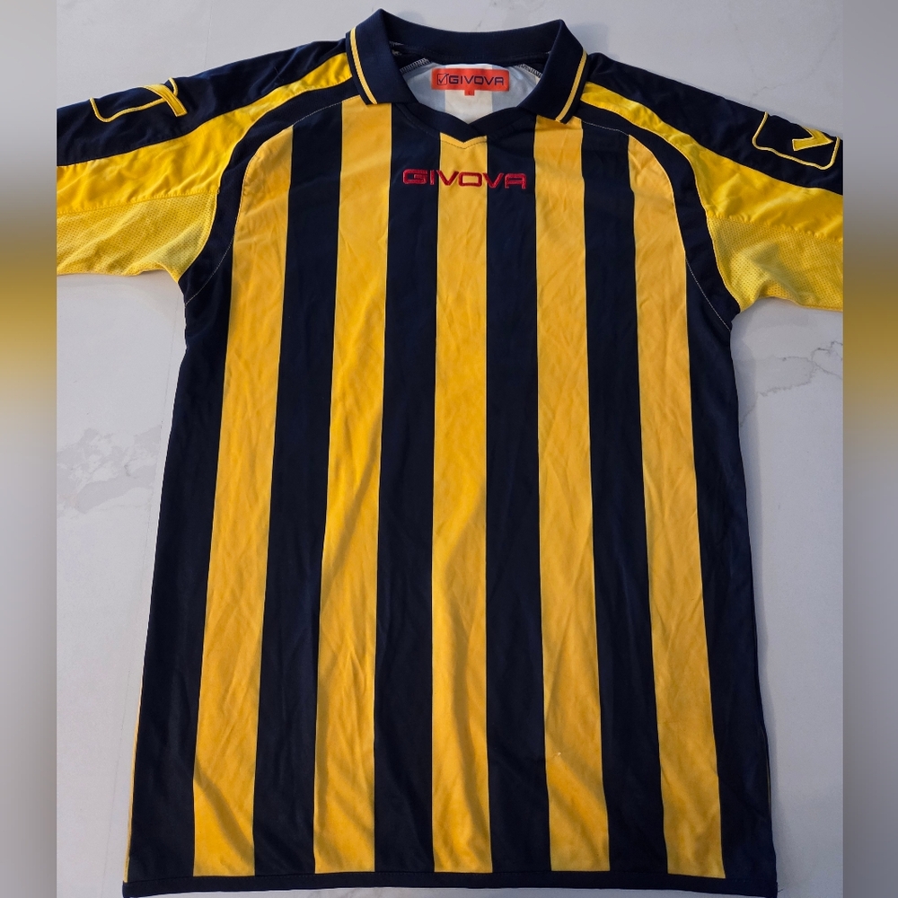 Givova Yellow and Black Striped Jersey #11